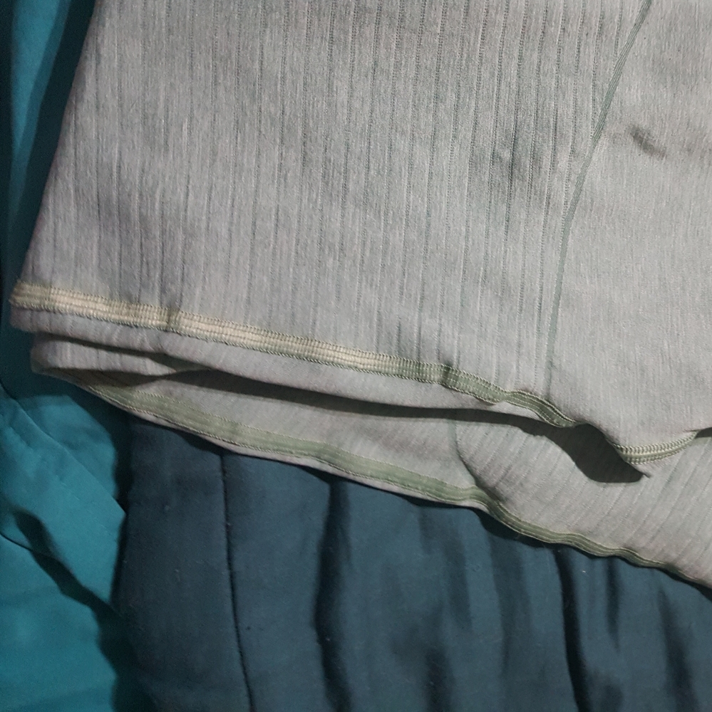 SOLD Alphalete jade green revivals small - Picture 8 of 8